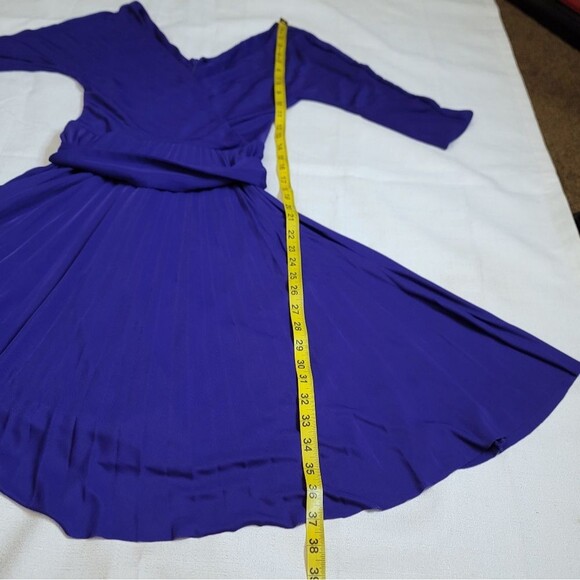 BcbgMaxAzria Perisan Blue Cruz V-Neck Dress Pleated Size XS - Picture 3 of 13